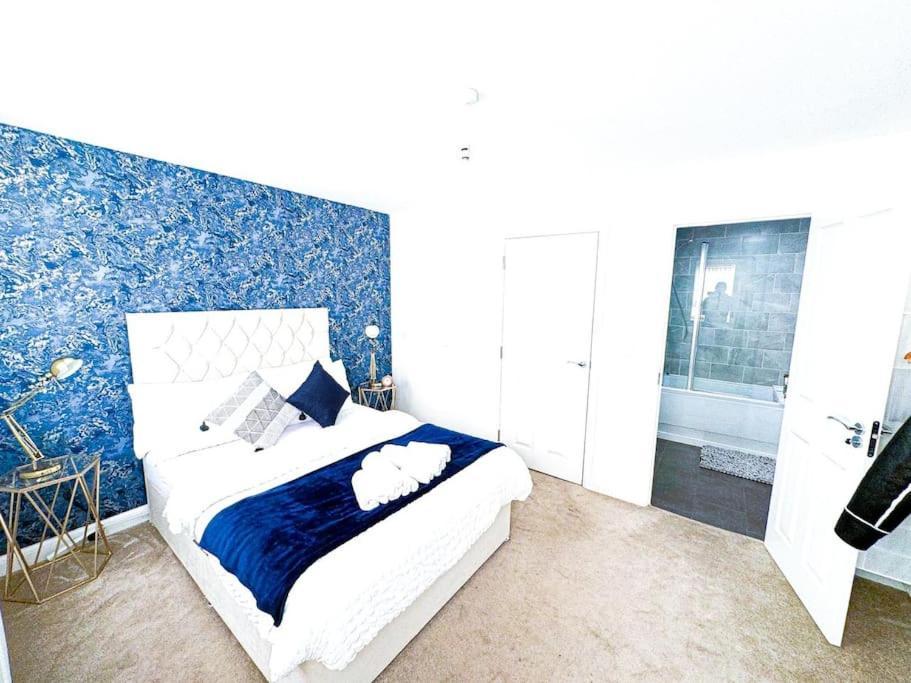 Contractors, Families, Tourists & Groups Welcome Sleeps Upto 9, Garden, Pet Allowed, Parking Included! バーミンガム エクステリア 写真